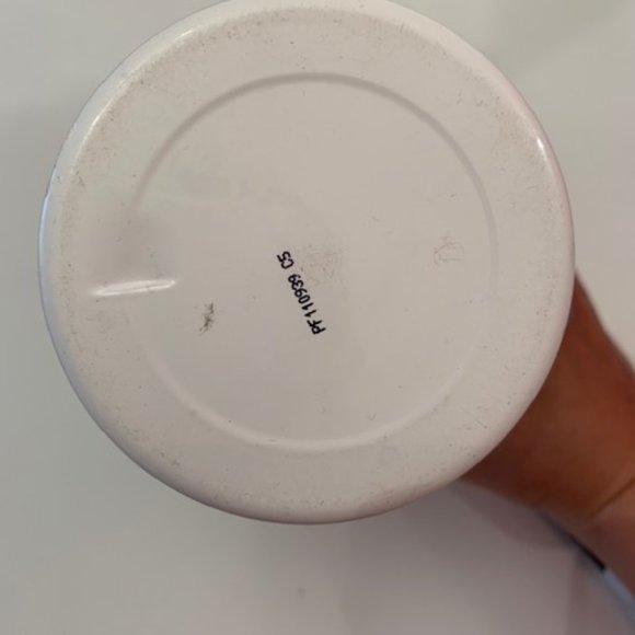 Lululemon Athletica i practice White Water Bottle - Picture 3 of 3